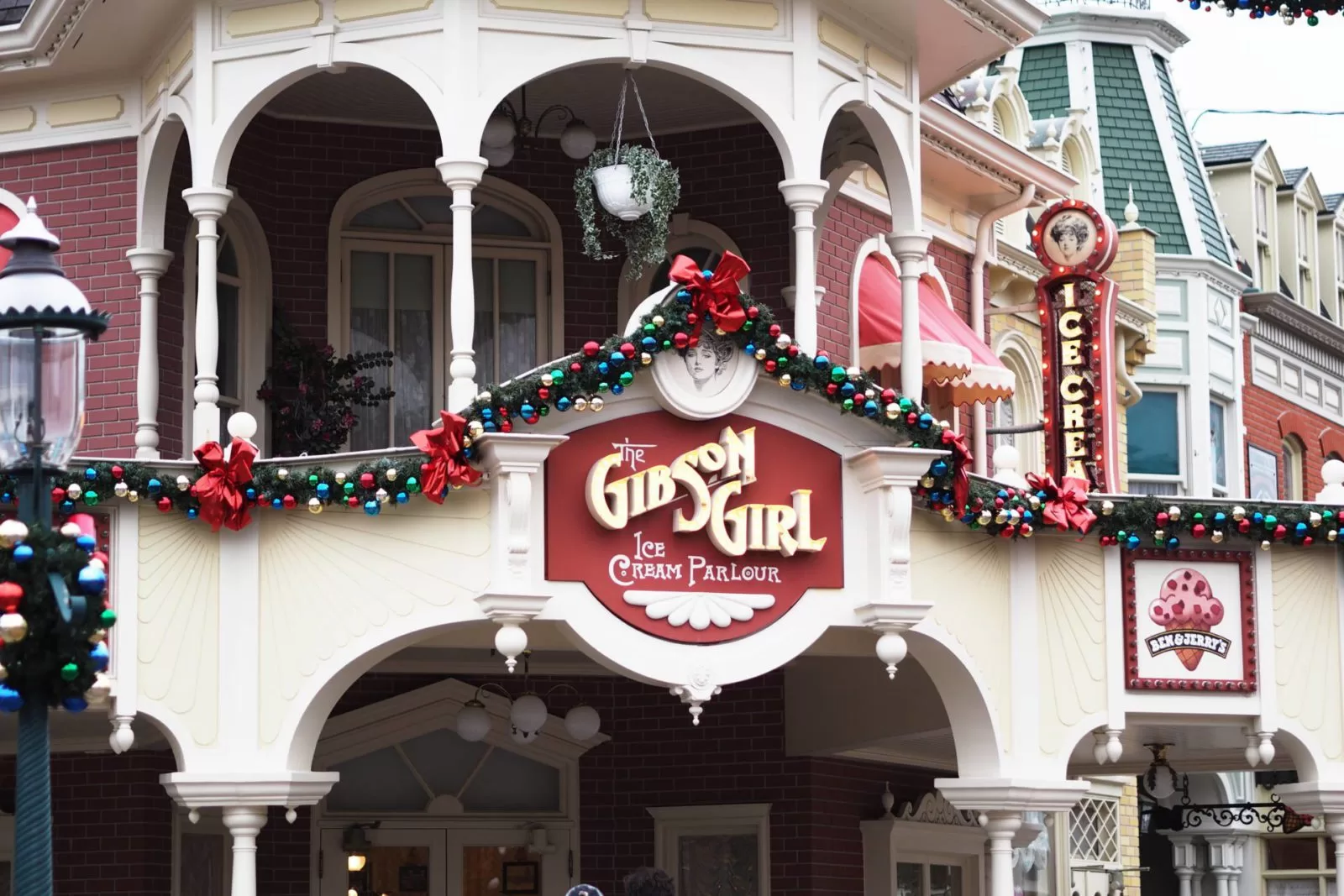 The Gibson Girl Ice Cream Parlor, Disney Wiki