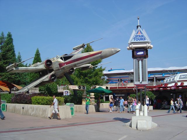 Star Tours 2 The Adventure Continues